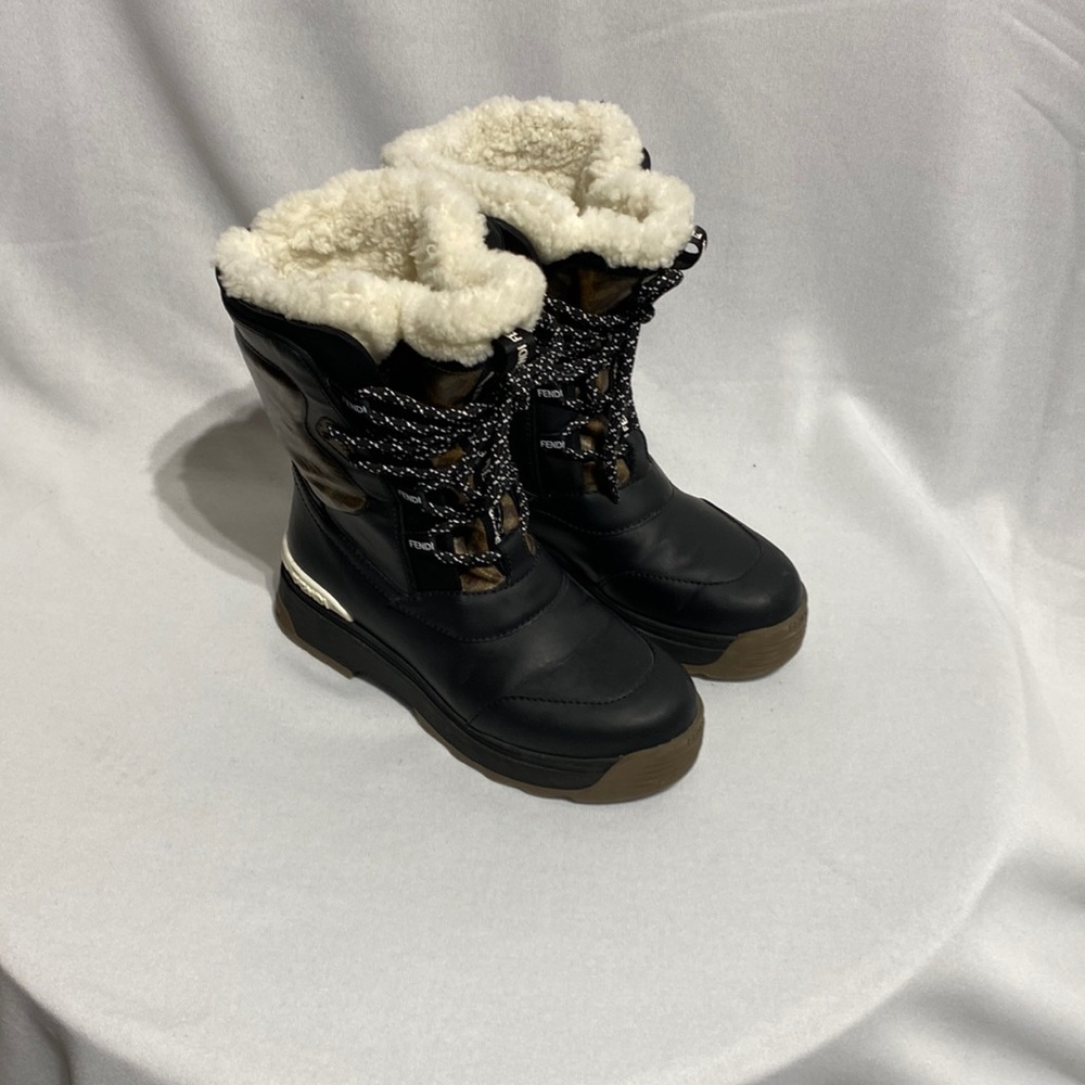 Fendi - winter boots